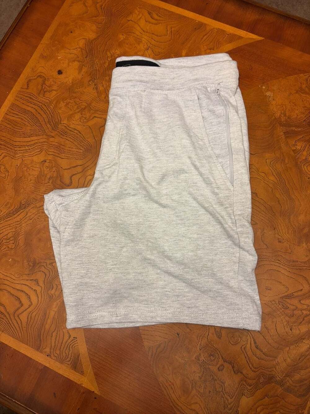 Eddie Bauer Lounge Men's Gray Heather Cotton Blend Zipper Pocket Sweat Shorts Si